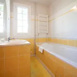 فندق Logis - Restaurant Domaine Les Falaises 3*