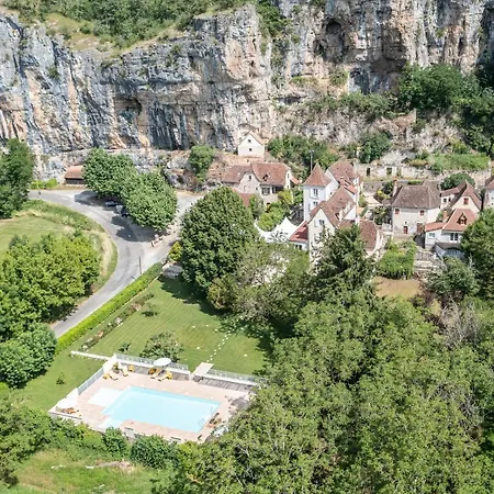 ホテル Logis - Restaurant Domaine Les Falaises 3*