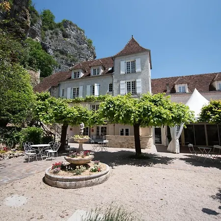 Hotel Logis - Restaurant Domaine Les Falaises