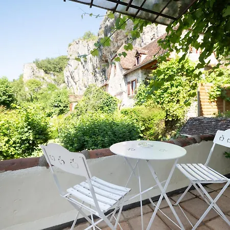 ホテル Logis - Restaurant Domaine Les Falaises マルテル