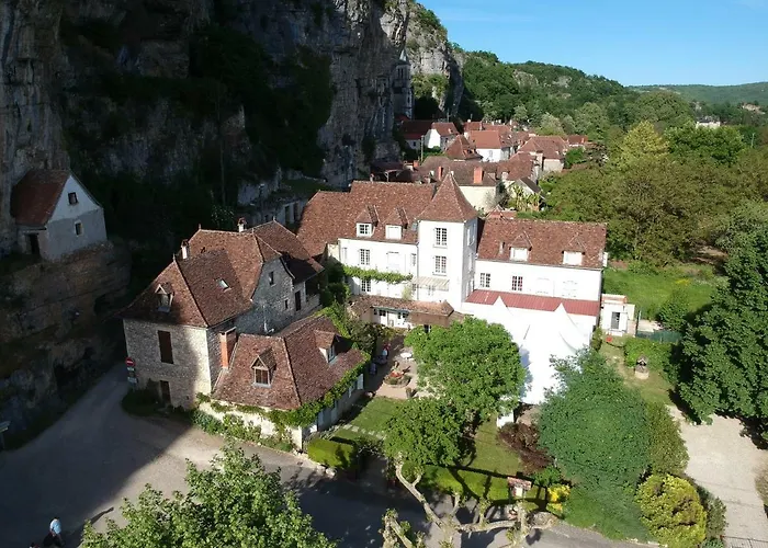 Logis - Restaurant Domaine Les Falaises Szálloda Martel