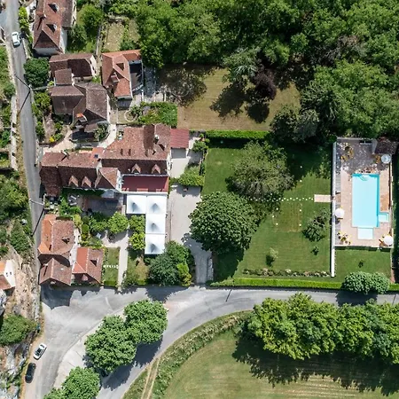 Logis - Restaurant Domaine Les Falaises 3*