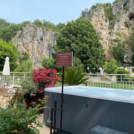 Logis - Restaurant Domaine Les Falaises Martel