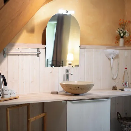 Logis - Restaurant Domaine Les Falaises 3* Martel