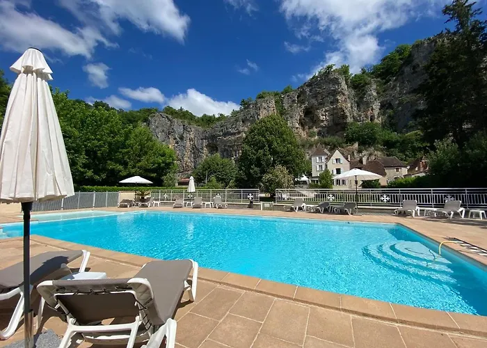 Logis - Restaurant Domaine Les Falaises